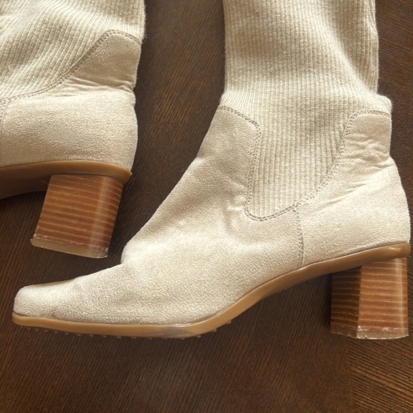 🌴Suede Leather and Sweater fold heel Boots Pull On Heeled Women’s Size 8 1/2 - Picture 4 of 8